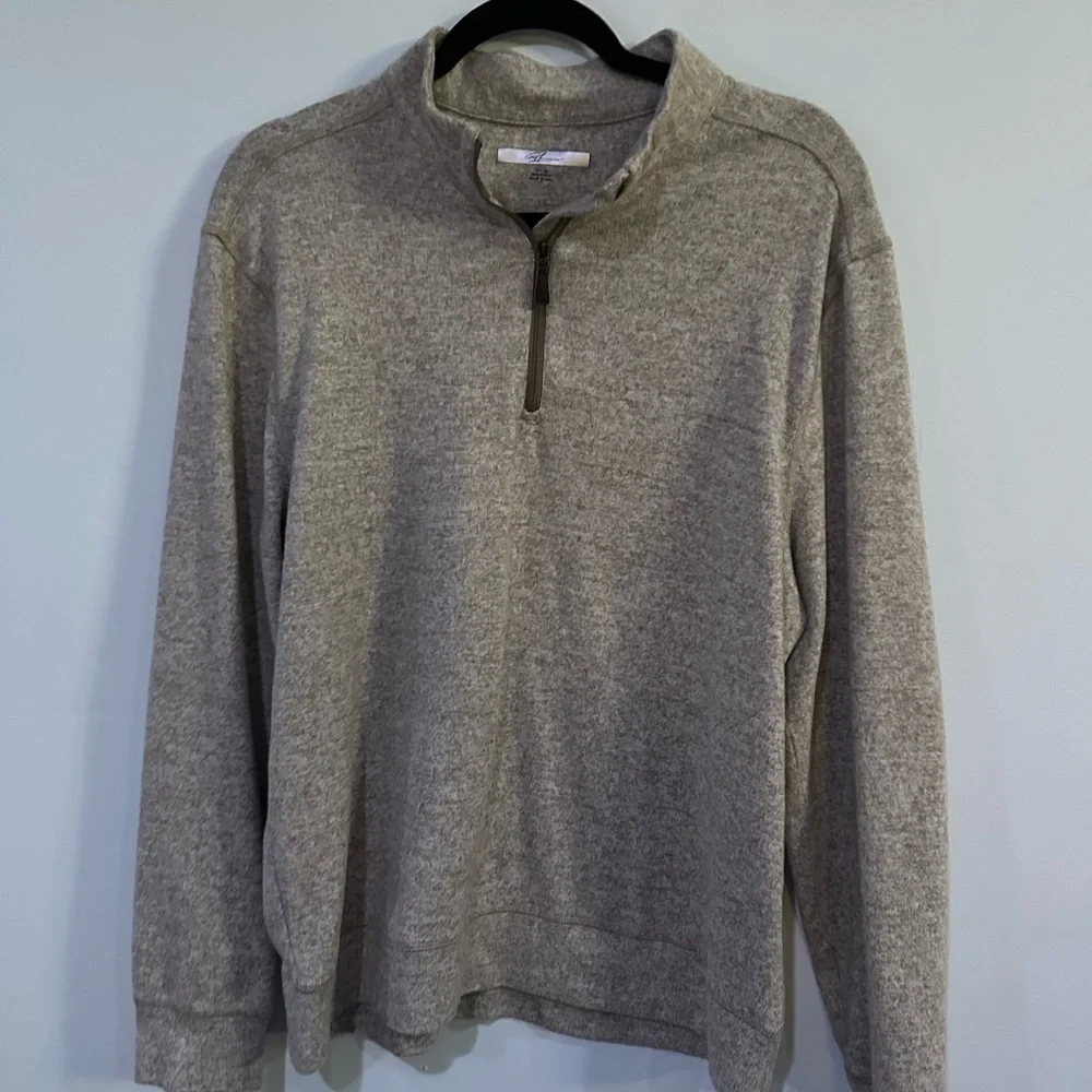 Greg Norman Men’s Medium Heather Gray 1/4 Zip Pullover Fleece Golf Sweatshirt